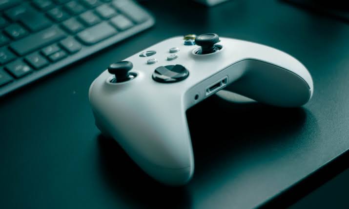 RevolverTech Gaming Guide: Features, Setup & Performance Explained